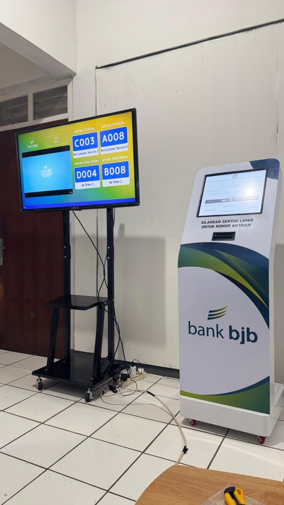 Mesin Antrian Bank BJB